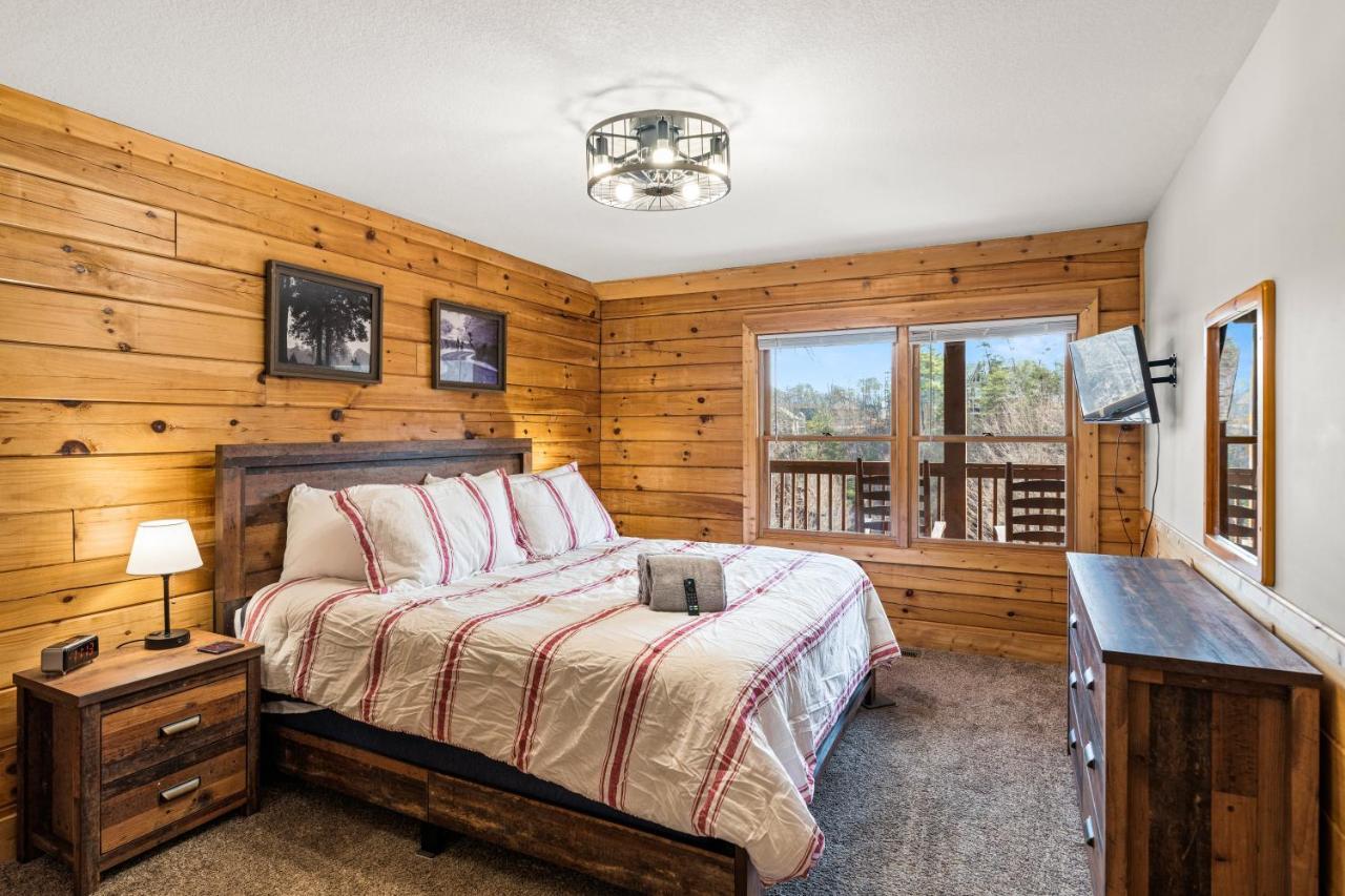 The Sly Fox - Recently Updated/ Ideal Pf Location Pigeon Forge Dış mekan fotoğraf